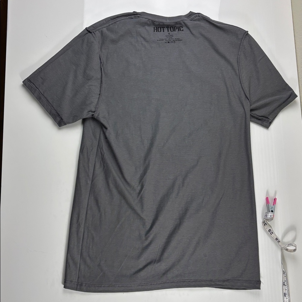 Shark 🦈 Shanks Knife T-shirt - Picture 6 of 7